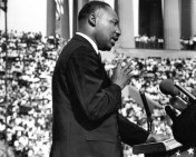 chi-mlk64rally20120116110644